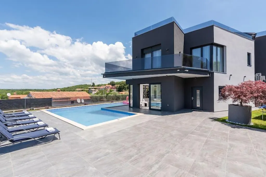 Villa Kalemi Kanfanar 0*,